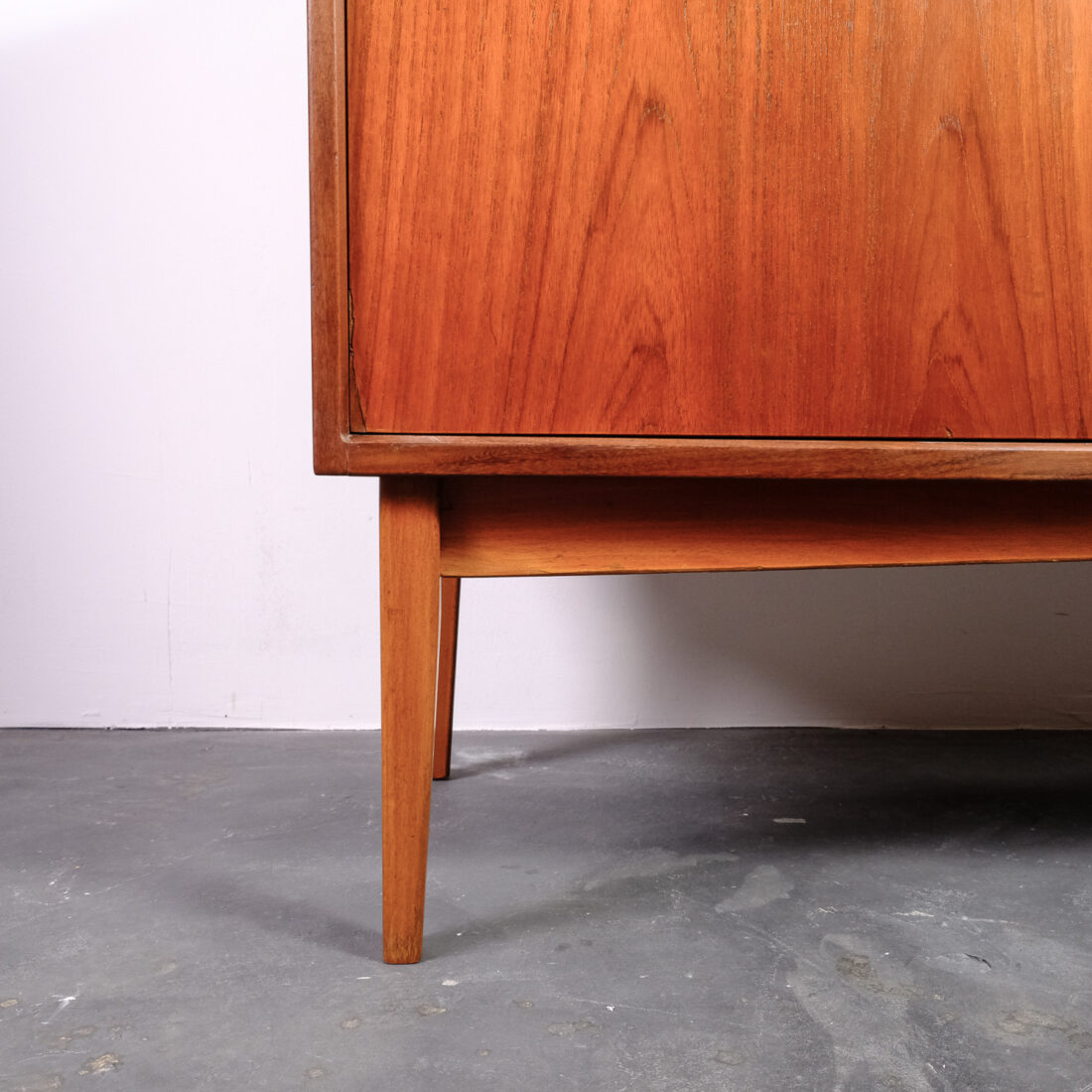 sideboard scandinavo