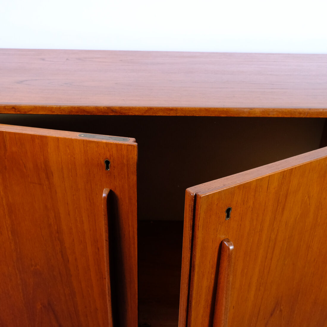 sideboard scandinavo
