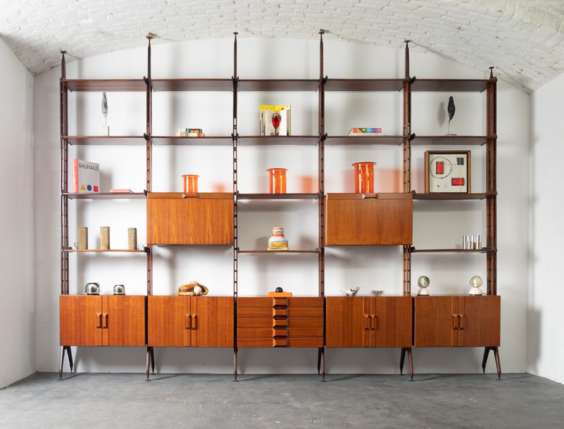 Large bookcase with 5 modules and 6 shoulders in solid rosewood.